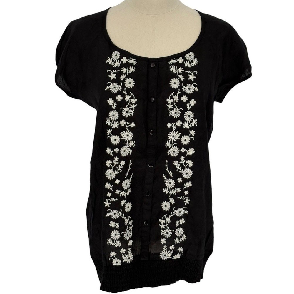 Annabelle Blouse Black Floral Embroidered Smocked Hem Button Front Large